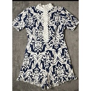 Loness Womens Romper Shorts Navy Blue White Floral Lace Size Medium M